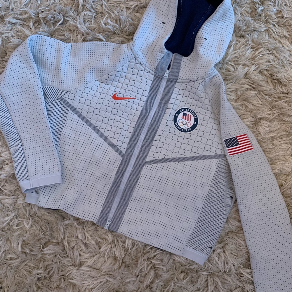 Nike Olympic women’s crop jacket